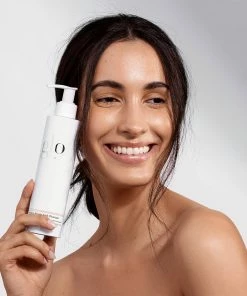 Glo Skin Beauty Skin Care HYDRA-BRIGHT AHA CLEANSER