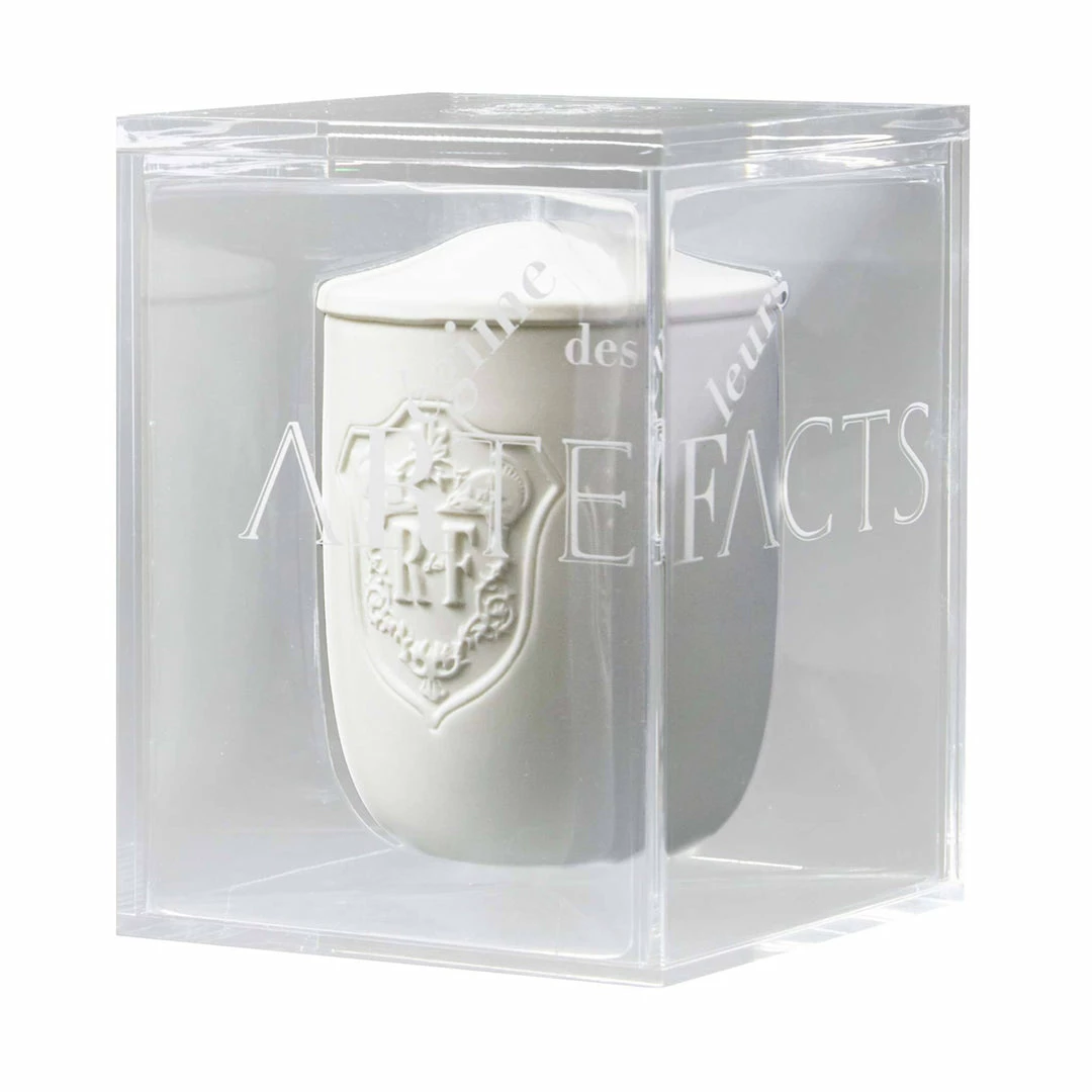 Régimes Des Fleurs ARTEFACTS - RETURN Fragrance & Candles 2 Régimes Des Fleurs ARTEFACTS - RETURN Fragrance & Candles